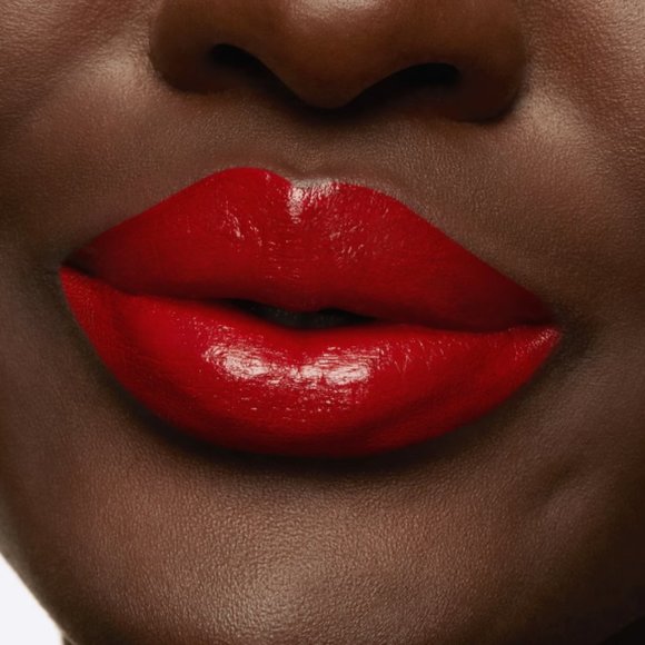 MAC LOVE ME LIQUID LIPCOLOUR "YEAH, I'M FANCY" - Picture 4 of 4